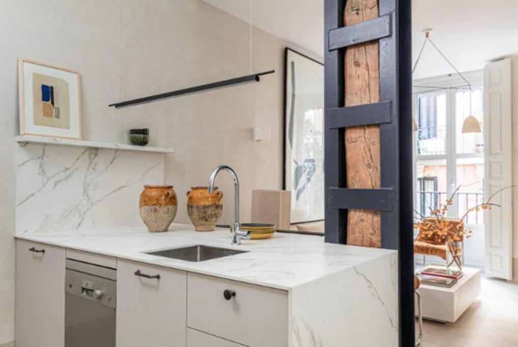Apartamento Exclusivo En Neptuno Appartement Madrid Buitenkant foto